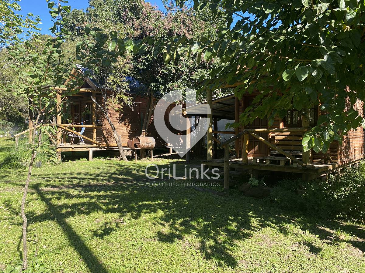CABAÑAS DE TRONCO LA GRANJA